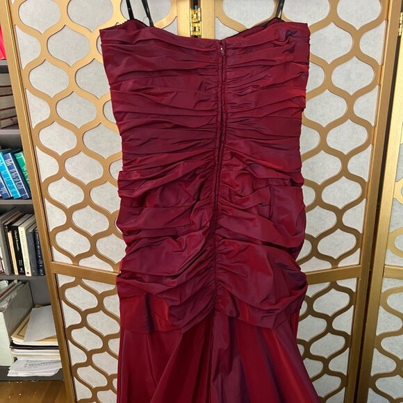 Vintage Tadashi Size M Burgundy Ruched Strapless Evening Long Mermaid Gown Dress - Picture 10 of 16